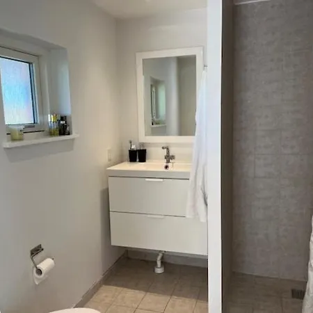 Charming Idyllic Wooden House * Præstø