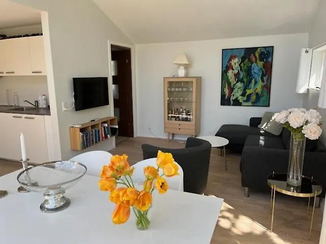 Σπίτι διακοπών Charming Idyllic Wooden House *