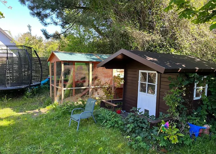 Charming Idyllic Wooden House Σπίτι διακοπών Præstø