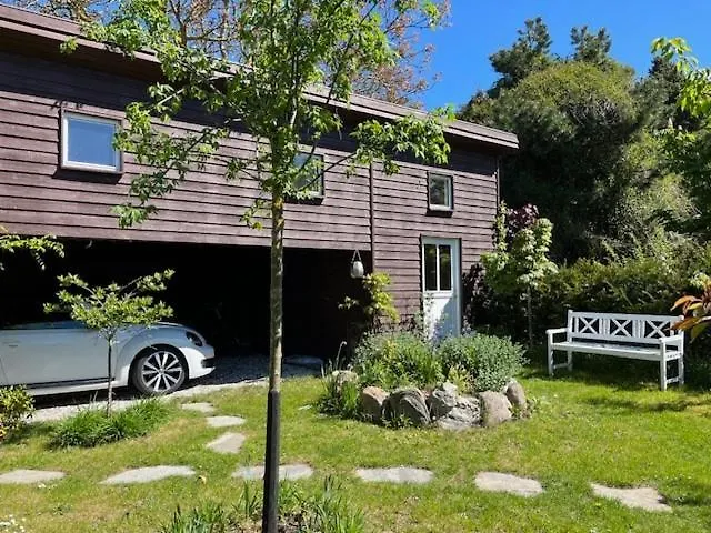 Charming Idyllic Wooden House *